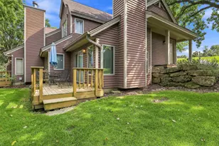 109 Walnut Hill Dr, Galena, IL 61036 - Photo 3