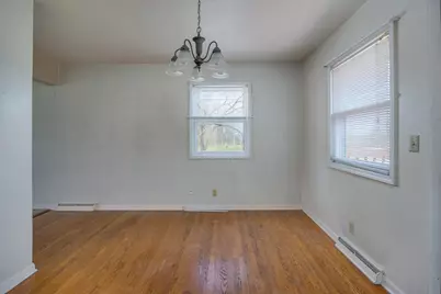 1712 Manchester, South Beloit, IL 61080 - Photo 17