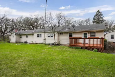 1712 Manchester, South Beloit, IL 61080 - Photo 9