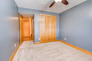 13800 W Valley Rd, East Dubuque, IL 61025 - Photo 21