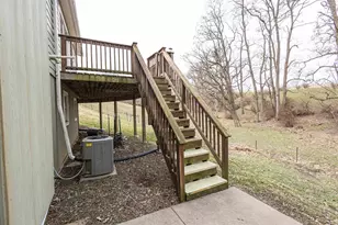 13800 W Valley Rd, East Dubuque, IL 61025 - Photo 31
