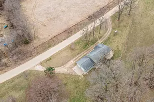 13800 W Valley Rd, East Dubuque, IL 61025 - Photo 39