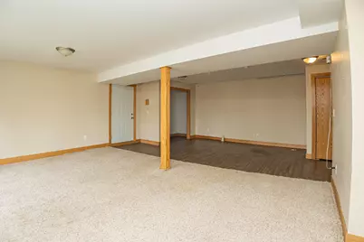 13800 W Valley Road, East Dubuque, IL 61025 - Photo 25
