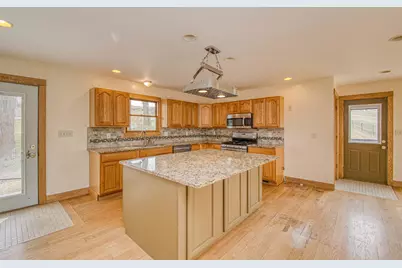 13800 W Valley Road, East Dubuque, IL 61025 - Photo 3