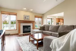 537 Byrnes Dr, Rockton, IL 61072 - Photo 13