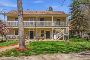 341 Spring St, Galena, IL 61036 - Photo 1
