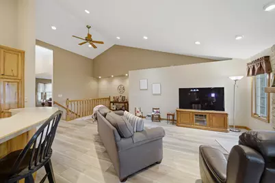 2608 E Hill Drive, Rock Falls, IL 61071 - Photo 9