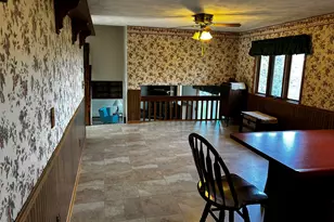 10072 W Il Rte 72 Hwy, Forreston, IL 61030 - Photo 9
