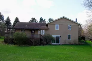 10072 W Il Rte 72 Hwy, Forreston, IL 61030 - Photo 3