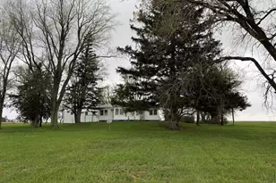 827 N 3450th Roads, Utica, IL 61373 - Photo 21