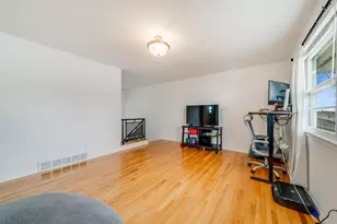 7265 Bergstrom Dr, Rockford, IL 61103 - Photo 9