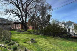 208 N College St, Mount Carroll, IL 61053 - Photo 21