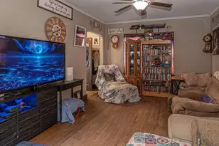 2120 17th Ave, Rockford, IL 61104 - Photo 5