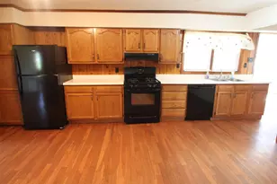 1424 N Day Ave, Rockford, IL 61101 - Photo 9