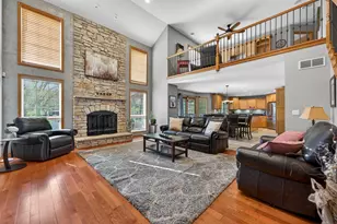 1354 University Dr, Rockford, IL 61107 - Photo 5