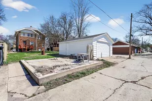 324 Paris Ave, Rockford, IL 61107 - Photo 31