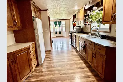 1240 S Appleton Road, Belvidere, IL 61008 - Photo 9