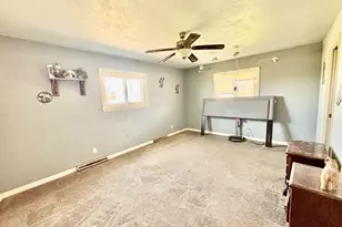 1240 S Appleton Rd, Belvidere, IL 61008 - Photo 21