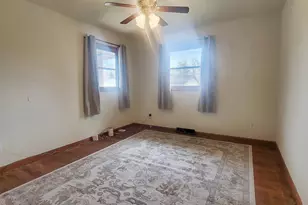 445 Peach St, East Dubuque, IL 61025 - Photo 17