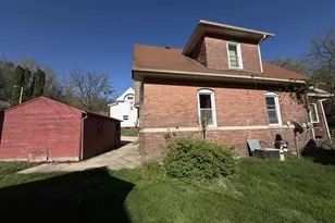 16 Van St, Savanna, IL 61074 - Photo 15
