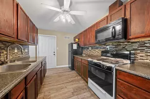 345 S Memorial Ave, Rockford, IL 61102 - Photo 9