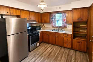 2906-2908 Andrews St, Rockford, IL 61101 - Photo 3