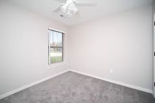 5785 Jackie's Dr, Loves Park, IL 61111 - Photo 13