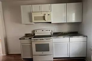 114 Horace St, Rockford, IL 61102 - Photo 9