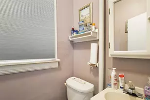 211 Adams St, Rockford, IL 61107 - Photo 11