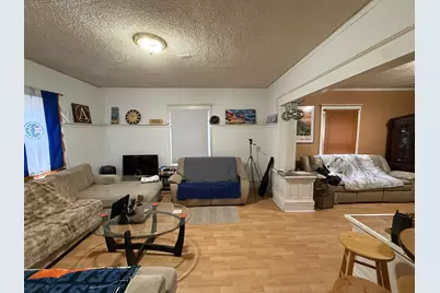 211 Adams Street, Rockford, IL 61107 - Photo 9