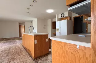 481 Marstonmoor Rd, Davis, IL 61019 - Photo 9