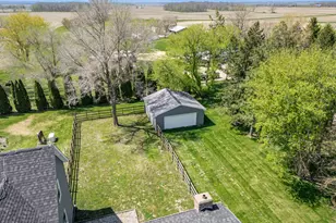 34007 Pearl St, Kirkland, IL 60146 - Photo 37
