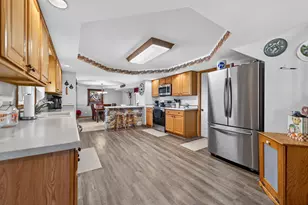 34007 Pearl St, Kirkland, IL 60146 - Photo 13