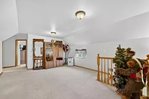 34007 Pearl St, Kirkland, IL 60146 - Photo 23