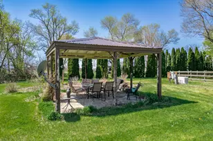 34007 Pearl St, Kirkland, IL 60146 - Photo 35
