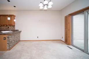 1432 Brady Ln, Rockford, IL 61108 - Photo 7