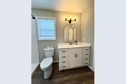 805 E Market Street, Hennepin, IL 61327 - Photo 11