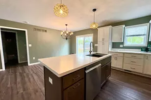 805 E Market St, Hennepin, IL 61327 - Photo 3