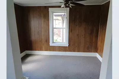 106 W Second Street, Leaf River, IL 61047 - Photo 7