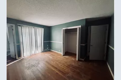 1331 W Logan Street, Freeport, IL 61032 - Photo 17