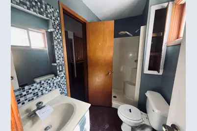 1331 W Logan Street, Freeport, IL 61032 - Photo 21