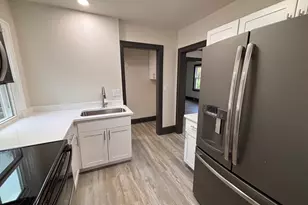 1512 Price St, Rockford, IL 61103 - Photo 9