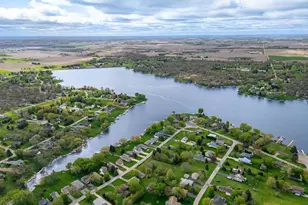2235 Breckenboro Rd, Lake Summerset, IL 61019 - Photo 7