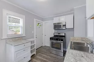 128 Rome Ave, Rockford, IL 61107 - Photo 7