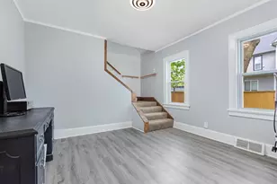 128 Rome Ave, Rockford, IL 61107 - Photo 5