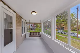 128 Rome Ave, Rockford, IL 61107 - Photo 3