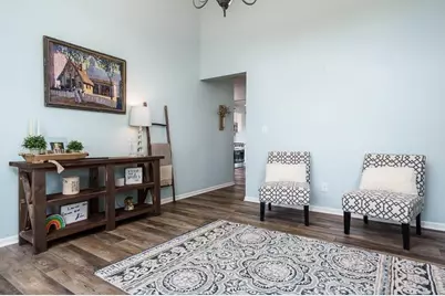 640 Par Place, Belvidere, IL 61008 - Photo 5