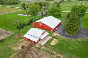 10160 Cemetery Rd, Pecatonica, IL 61063 - Photo 7