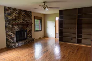 6360 Dandbridge Blvd, Rockford, IL 61103 - Photo 3