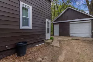 1015 N Winnebago St, Rockford, IL 61103 - Photo 13